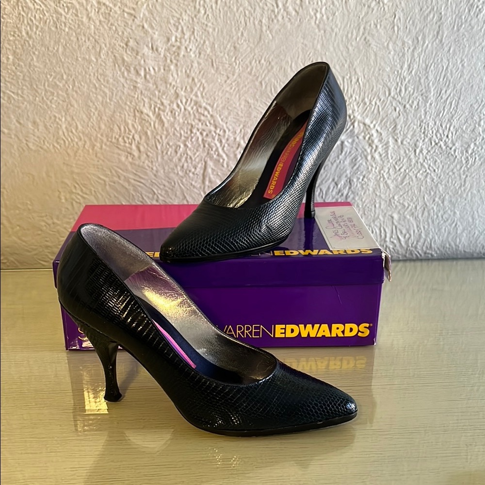 Susan Bennis/Warren Edwards Dark Navy High Heels